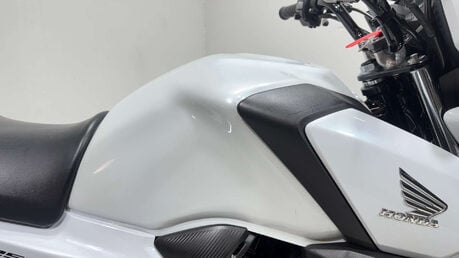 Honda CB 125 Naked Petrol Manual Euro 5 (11 ps) 30