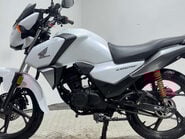 Honda CB 125 Naked Petrol Manual Euro 5 (11 ps) 4