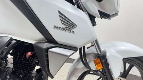 Honda CB 125 Naked Petrol Manual Euro 5 (11 ps) 21