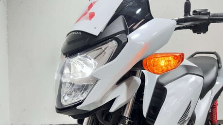 Honda CB 125 Naked Petrol Manual Euro 5 (11 ps) 26