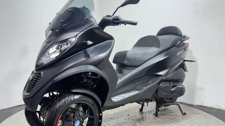 Piaggio MP3 HPE SPORT 2019 2636 MILES 3 wheeler trike NEW MOT 5