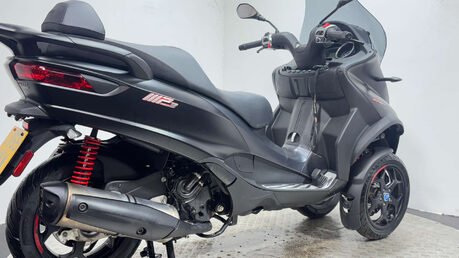 Piaggio MP3 HPE SPORT 2019 2636 MILES 3 wheeler trike NEW MOT 2