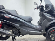 Piaggio MP3 HPE SPORT 2019 2636 MILES 3 wheeler trike NEW MOT 1