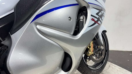 Suzuki GSX1300R Hayabusa Mk2 2016 12K NEW MOT SERVICED WARRANTY 9