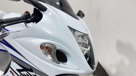 Suzuki GSX1300R Hayabusa Mk2 2016 12K NEW MOT SERVICED WARRANTY 17