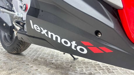 Lexmoto LXR 125 SE Super Sports Petrol Manual Euro 4 (12 ps) 37