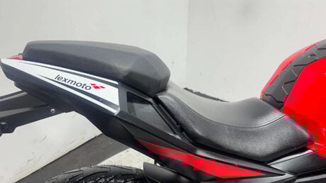 Lexmoto LXR 125 SE Super Sports Petrol Manual Euro 4 (12 ps) 25