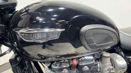 Triumph Bonneville 2017 7K SERVICED VERY CLEAN 1200CC RETRO BIKE 23