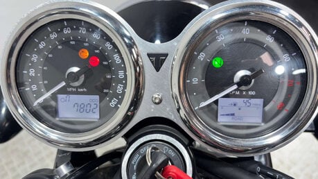 Triumph Bonneville 2017 7K SERVICED VERY CLEAN 1200CC RETRO BIKE 10