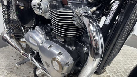 Triumph Bonneville 2017 7K SERVICED VERY CLEAN 1200CC RETRO BIKE 13