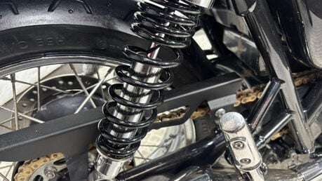 Triumph Bonneville 2017 7K SERVICED VERY CLEAN 1200CC RETRO BIKE 28