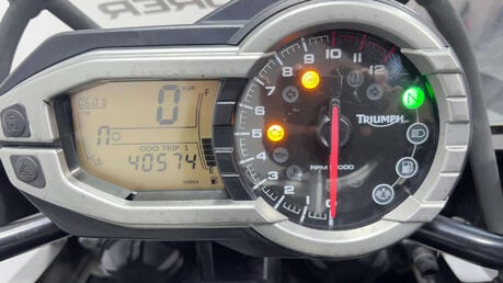 Triumph Explorer 1215 Adventure bike 2012 40k full luggage tourer 19