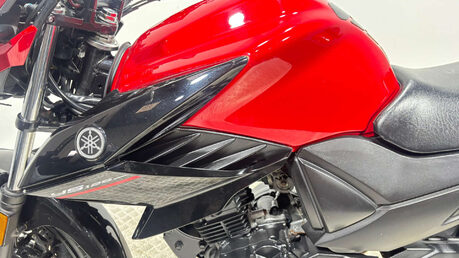 Yamaha YS125 2017 21K NEW MOT WARRANTY SERVICED 125CC LEARNER 9