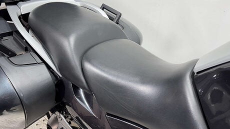 BMW R 1200 RT 2011 51K NEW MOT, FULL LUGGAGE, SERVICED TOURER 39