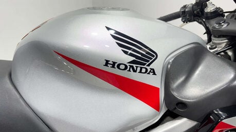 Honda CBR 2003 F4I INJECTED 29K NEW MOT, SERVICED, WARRANTY 600CC 7