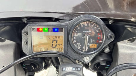 Honda CBR 2003 F4I INJECTED 29K NEW MOT, SERVICED, WARRANTY 600CC 28