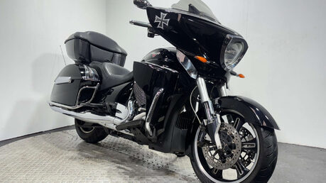 Victory Cross Country 1731 2012 36K THE ULTIMATE TOURER LUGGAGE CRUISER BIKE 2