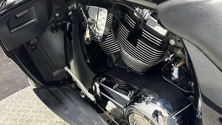 Victory Cross Country 1731 2012 36K THE ULTIMATE TOURER LUGGAGE CRUISER BIKE 32