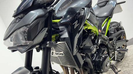Kawasaki Z900 2018 SUPERNAKED 31K SERVICED WARRANTY NEW MOT 38