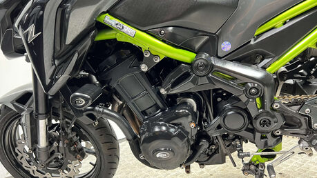 Kawasaki Z900 2018 SUPERNAKED 31K SERVICED WARRANTY NEW MOT 50
