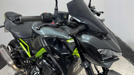 Kawasaki Z900 2018 SUPERNAKED 31K SERVICED WARRANTY NEW MOT 25