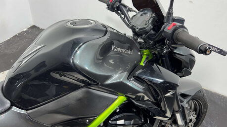 Kawasaki Z900 2018 SUPERNAKED 31K SERVICED WARRANTY NEW MOT 31