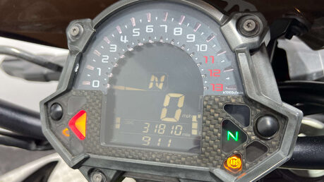 Kawasaki Z900 2018 SUPERNAKED 31K SERVICED WARRANTY NEW MOT 30