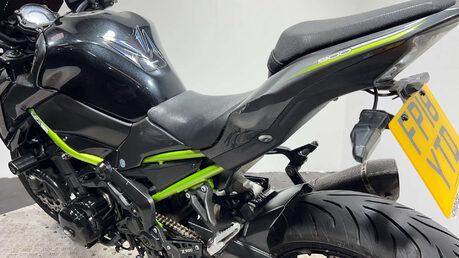 Kawasaki Z900 2018 SUPERNAKED 31K SERVICED WARRANTY NEW MOT 45