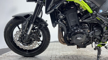 Kawasaki Z900 2018 SUPERNAKED 31K SERVICED WARRANTY NEW MOT 42