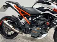 KTM Duke 2017 MK2 10K SERVICED NEW MOT WARRANTY 12