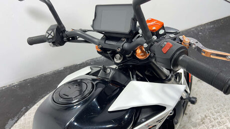 KTM Duke 2017 MK2 10K SERVICED NEW MOT WARRANTY 22