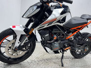 KTM Duke 2017 MK2 10K SERVICED NEW MOT WARRANTY 46
