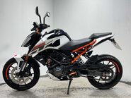 KTM Duke 2017 MK2 10K SERVICED NEW MOT WARRANTY 4