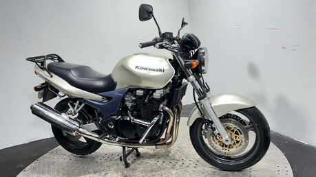 Kawasaki ZR 1999 ONLY 11K NEW MOT SERVICED WARRANTY 750CC NAKED BIKE 3