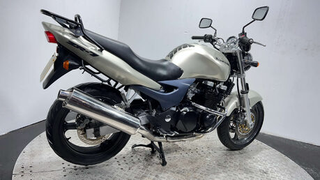 Kawasaki ZR 1999 ONLY 11K NEW MOT SERVICED WARRANTY 750CC NAKED BIKE 2