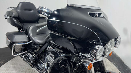 Harley-Davidson Touring 1745 FLHTK Ultra Limited 2017 34K NEW MOT WARRANTY 24