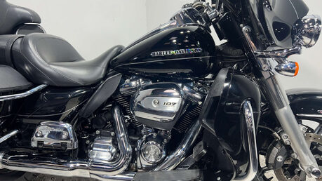 Harley-Davidson Touring 1745 FLHTK Ultra Limited 2017 34K NEW MOT WARRANTY 19