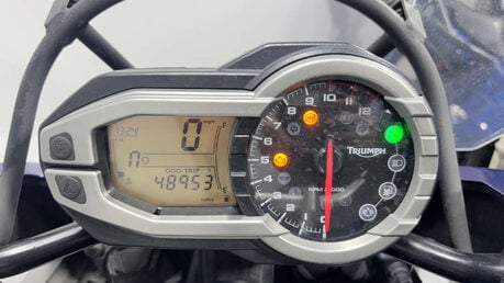 Triumph Explorer 1215 2013 48K FULL LUGGAGE NEW MOT SERVICED ADVENTURE 37