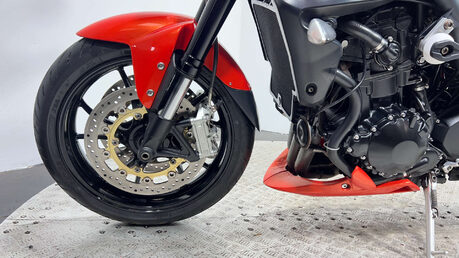 Triumph Speed Triple 2010 32K NEW MOT SERVICED SUPERNAKED 36