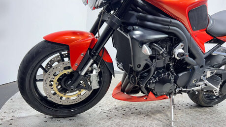 Triumph Speed Triple 2010 32K NEW MOT SERVICED SUPERNAKED 35