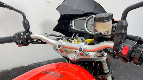 Triumph Speed Triple 2010 32K NEW MOT SERVICED SUPERNAKED 31