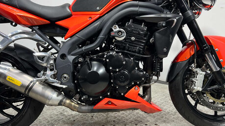 Triumph Speed Triple 2010 32K NEW MOT SERVICED SUPERNAKED 21