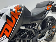 KTM Duke 2016 5k new part 125cc learner naked new mot serviced warranty 39