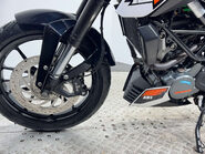 KTM Duke 2016 5k new part 125cc learner naked new mot serviced warranty 35