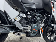 KTM Duke 2016 5k new part 125cc learner naked new mot serviced warranty 18
