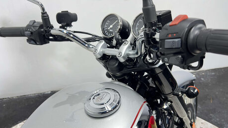 BSA Gold Star 650 2024 only 324 miles retro bike with a twist 650cc single 29