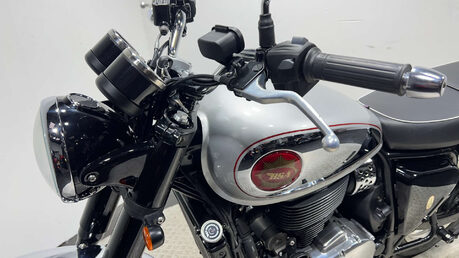 BSA Gold Star 650 2024 only 324 miles retro bike with a twist 650cc single 8