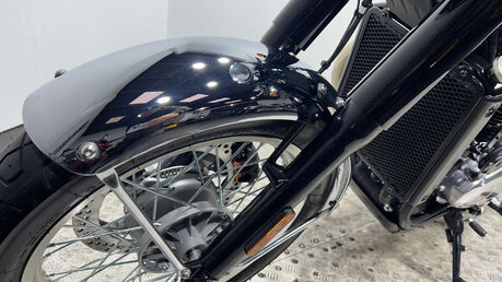 BSA Gold Star 650 2024 only 324 miles retro bike with a twist 650cc single 36
