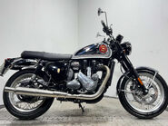 BSA Gold Star 650 2024 only 324 miles retro bike with a twist 650cc single 1