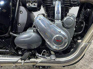 BSA Gold Star 650 2024 only 324 miles retro bike with a twist 650cc single 26